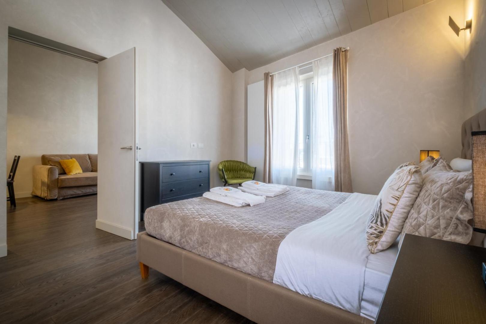 Elegant And Luxury Apartment @Altare Della Patria Rom Exterior foto