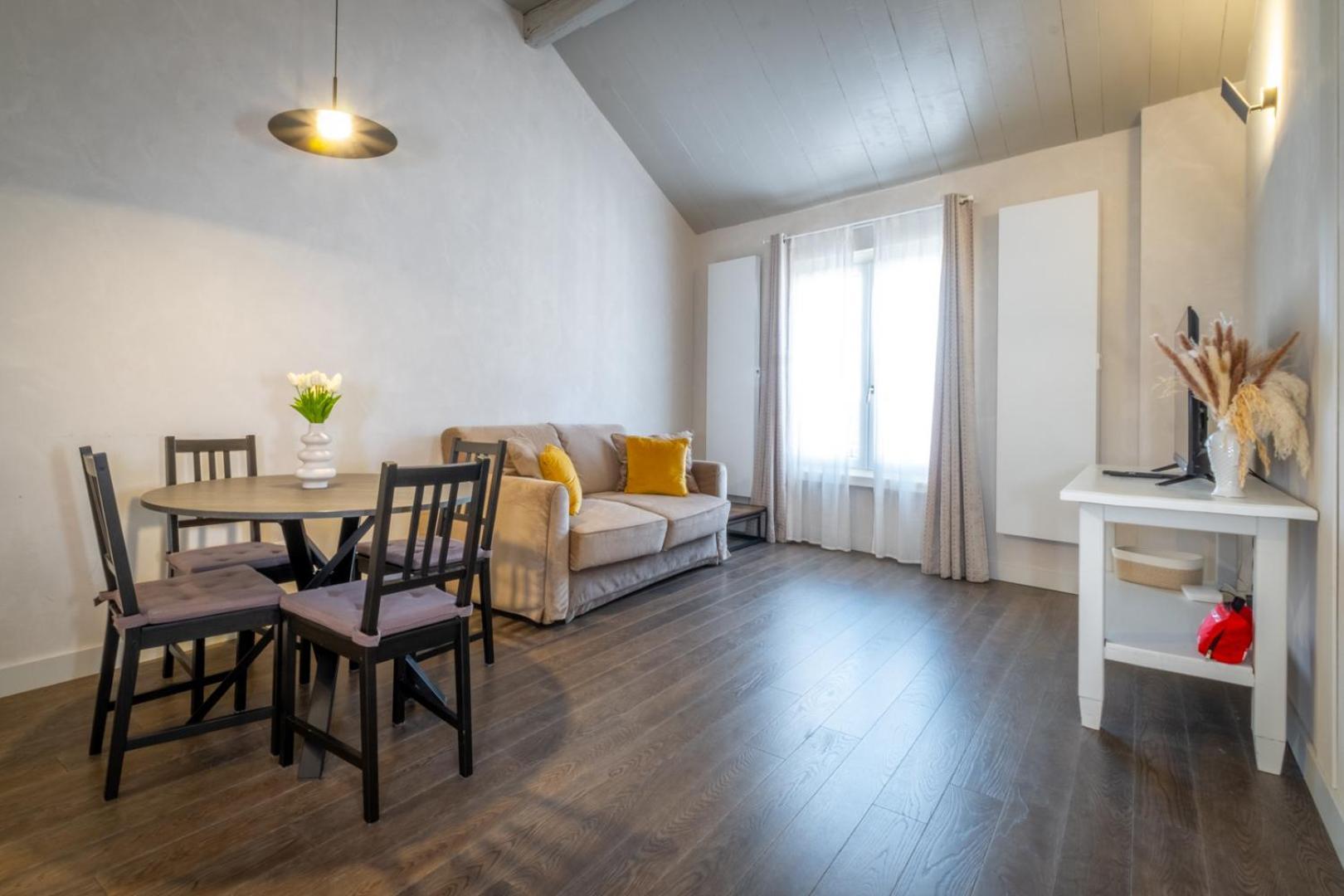 Elegant And Luxury Apartment @Altare Della Patria Rom Exterior foto